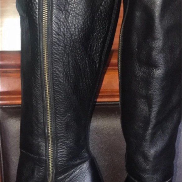 Buttery soft Italian grain leather 7.5 Max NY - Picture 10 of 13